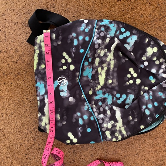 Iviva Backpack - Picture 9 of 10